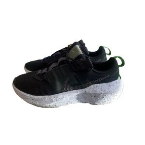 Women’s Black Nike Sneakers